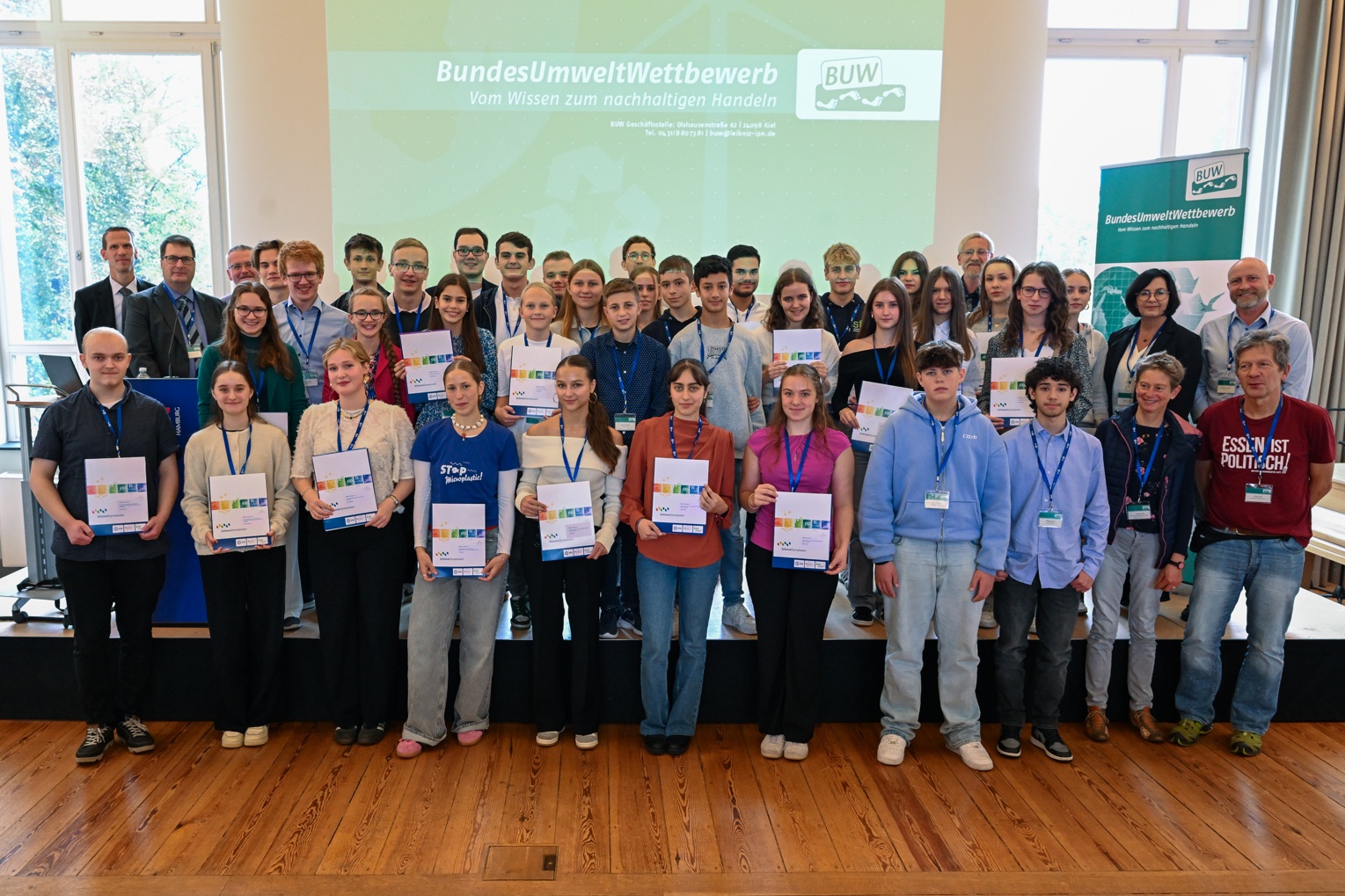 The initiators  of the award-winning projects after the BUW awards-ceremony at Hamburg’s LI.